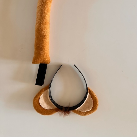 Trio - Animal Ears and Tails!  Lion, Tiger and Leopard!  Oh my!  All 6 pieces - Picture 3 of 5